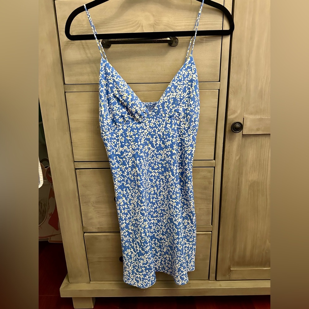 Zara Blue and White Floral Midi Dress